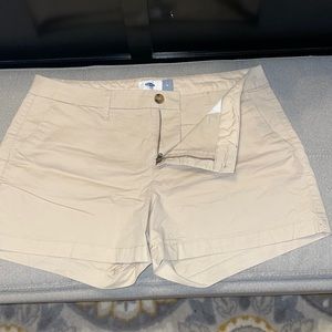 Old Navy khaki shorts. Size 8.